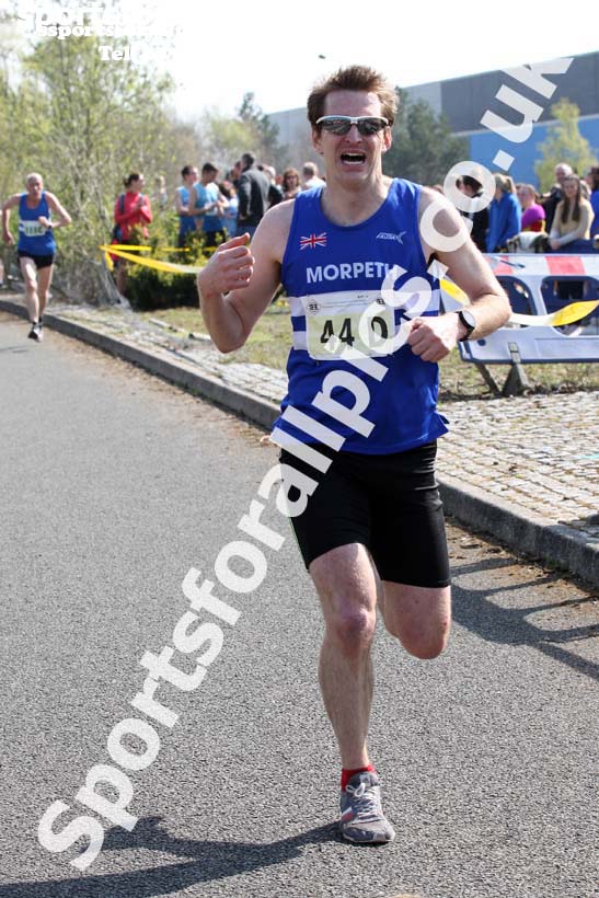 Senior mens 2019 Elswick Harirers Good Friday Road Relay, Newburn, Newcastle. Photo:  David T. Hewitson/Sports for All Pics